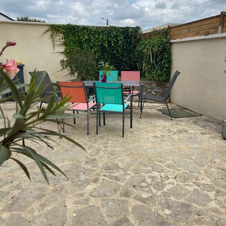 Studio Les Trois Maries Fondettes Proche Tours Bagian luar foto